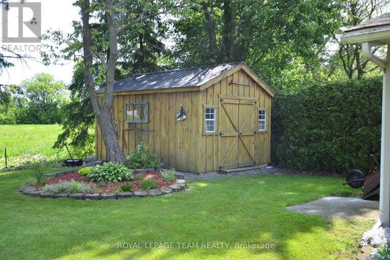 28426387/4951-hwy-31-bank-street-n/south-dundas-williamsburgh-twp/south-dundas/ontario/K0C2H0_37