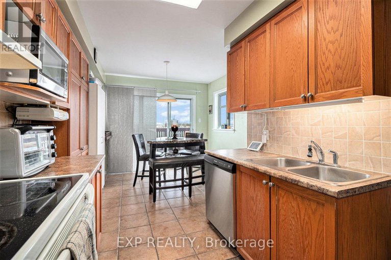 29118872/258-trail-side-circle/springridgeeast-village/ottawa/ontario/K4A5B5_11