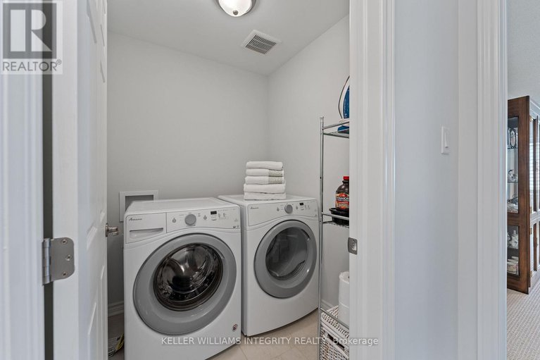 28418654/322-lipizzaner-street/stittsville-south/ottawa/ontario/K2S0X9_23