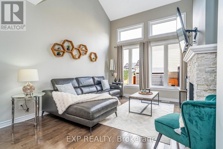 29018596/411-livery-street/emerald-meadowstrailwest/ottawa/ontario/K2V0B5_18