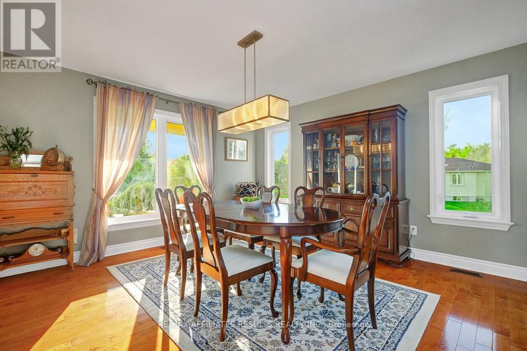 28318962/117-scottwood-grove/dunrobin-shores/ottawa/ontario/K0A1T0_20