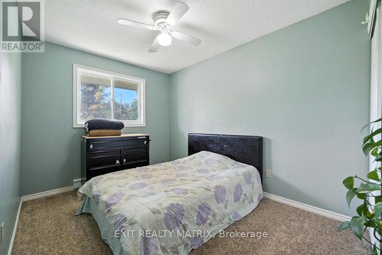 28692908/3333-white-spruce-street/osgoode/ottawa/ontario/K0A2W0_13