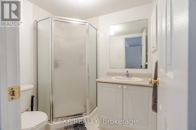 28562164/97-castle-glen-crescent/glencairnhazeldean/ottawa/ontario/K2L4G9_6
