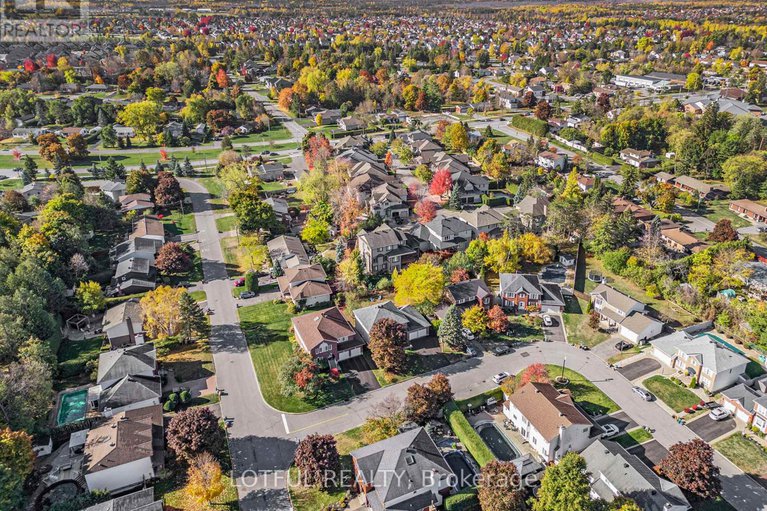29252197/4-spindle-way/stittsville-south/ottawa/ontario/K2S1J4_36