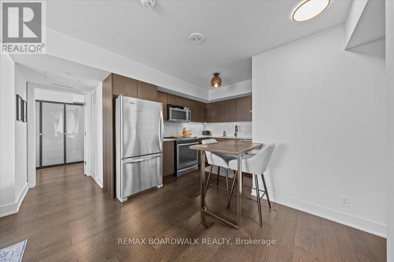 29217496/406-1035-bank-street/glebe/ottawa/ontario/K1S3W9_7