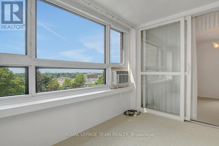 28601735/601-1356-meadowlands-drive-e/borden-farmstewart-farmcarleton-heightsparkwood-hills/ottawa/ontario/K2E6K6_10