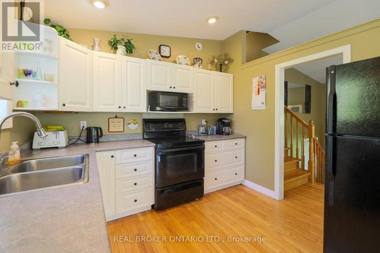 28732192/988-county-44-road/north-grenville-twp-kemptville-south/north-grenville/ontario/K0G1T0_13