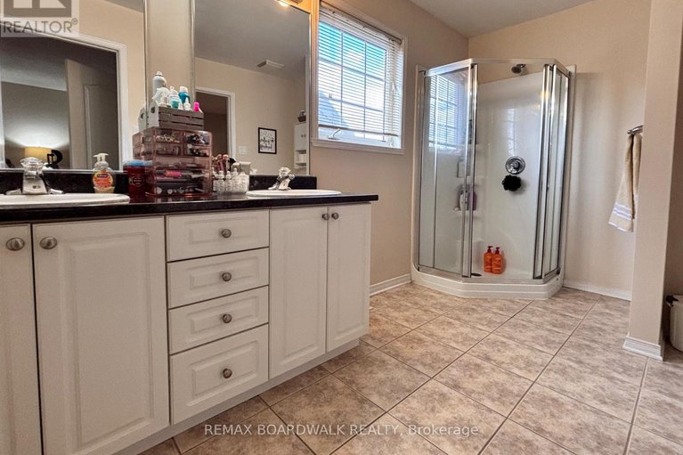 29597543/240-eliot-street/town-of-rockland/clarence-rockland/ontario/K4K0E6_20