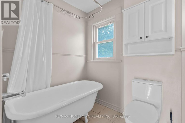 28592172/138-henry-street-e/prescott/prescott/ontario/K0E1T0_28