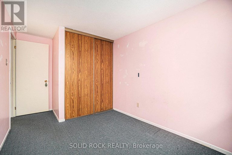 29065539/90-15-baneberry-crescent/glencairnhazeldean/ottawa/ontario/K2L2Y3_25