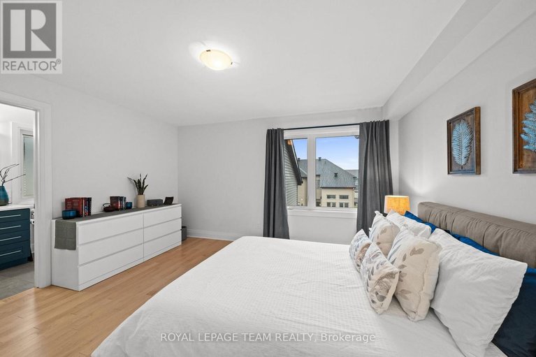 29618339/289-big-dipper-street/riverside-southgloucester-glen/ottawa/ontario/K4M0J2_25