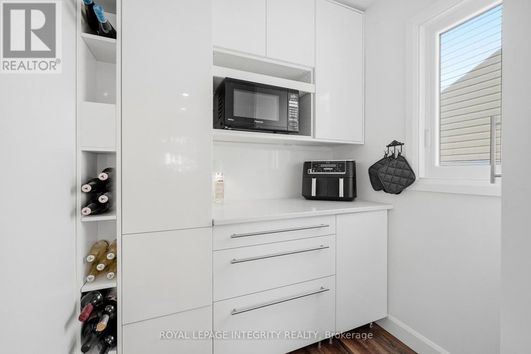 29381594/1456-michaelsem-street/chateauneuf/ottawa/ontario/K1C7C3_10