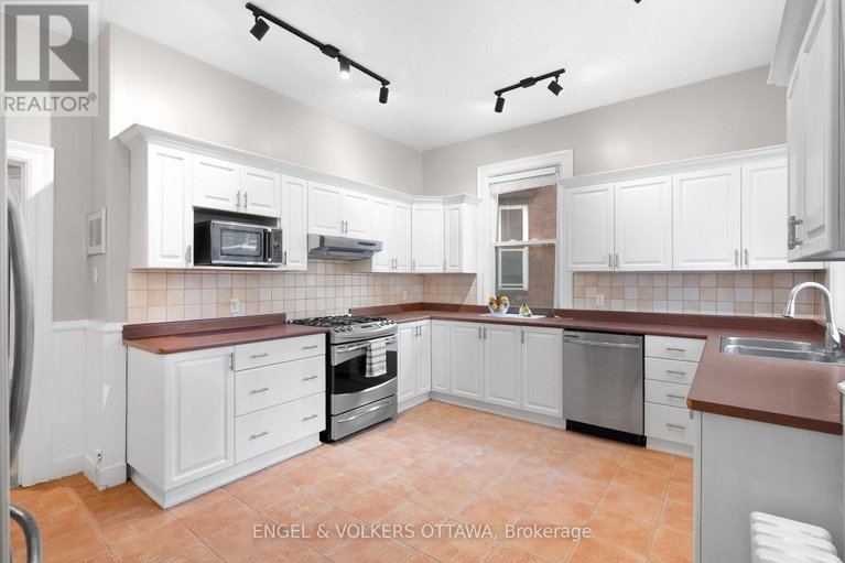 29614405/553-gilmour-street/ottawa-centre/ottawa/ontario/K1R5L5_16