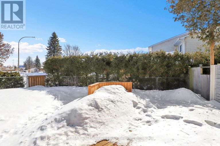 29423557/88-homestead-street/borden-farmstewart-farmcarleton-heightsparkwood-hills/ottawa/ontario/K2E7N6_20