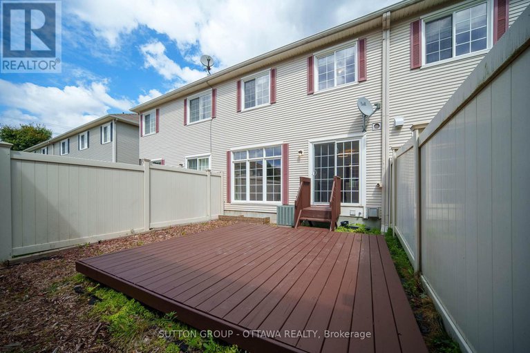 28762119/554-ashbourne-crescent/stonebridge/ottawa/ontario/K2J0P6_40