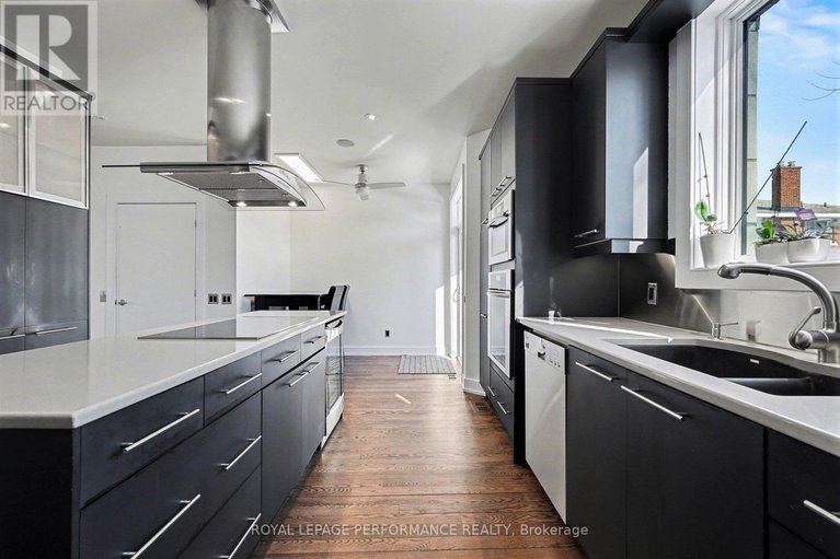 29515520/805-kingsmere-avenue/mckellar-heightsglabar-park/ottawa/ontario/K2A3J8_13