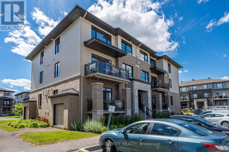 28545243/35-carabiner-private/mer-bleuebradley-estatesanderson-park/ottawa/ontario/K1W0L7_2