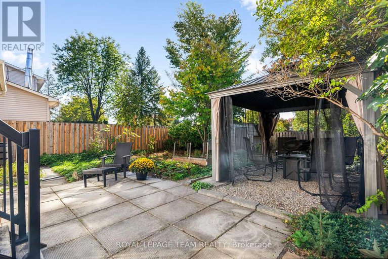 28963581/1155-sauterne-park/convent-glen/ottawa/ontario/K1C2H3_37