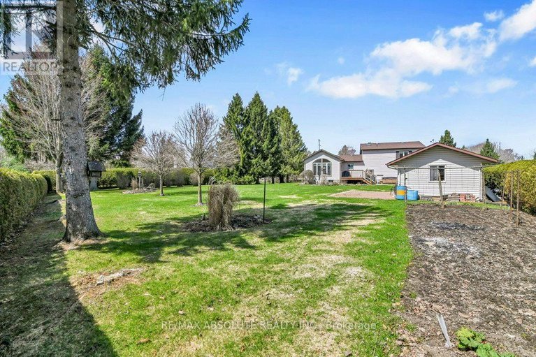 29665092/535-gascon-street/village-of-russell/russell/ontario/K4R1C6_34