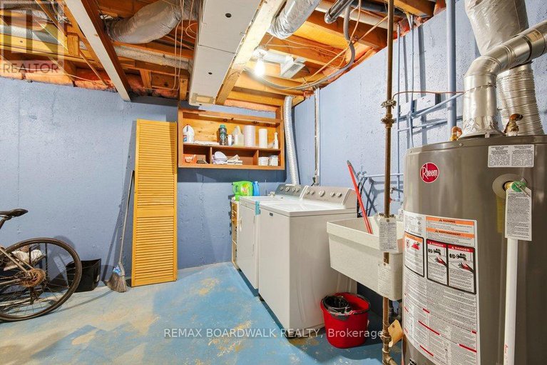 29284371/2390-rondel-street/blackburn-hamlet-south/ottawa/ontario/K1B4M2_30