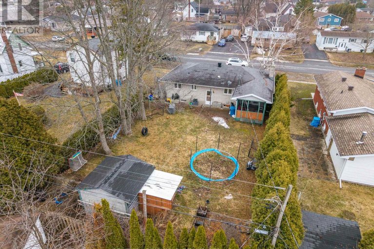 29555466/11-strachan-avenue/long-sault/south-stormont/ontario/K0C1P0_33