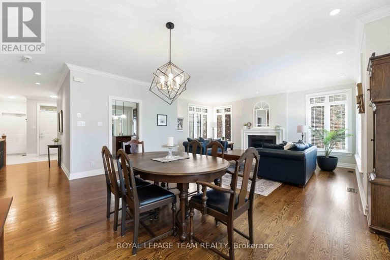 29386110/6-waterford-way/pineglencountry-place/ottawa/ontario/K2E7V4_6