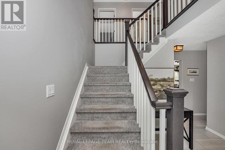 28330707/6891-twin-lakes-avenue/greely/ottawa/ontario/K4P1P1_21