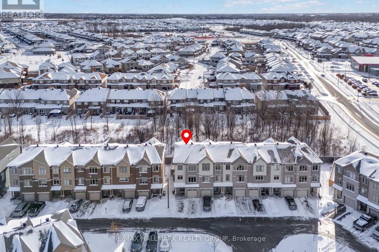 29294452/26-barn-swallow-private/riverside-southgloucester-glen/ottawa/ontario/K4M0H5_43