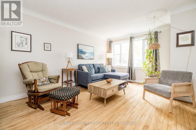 29023598/361-larouche-street/vanier/ottawa/ontario/K1L7L1_4