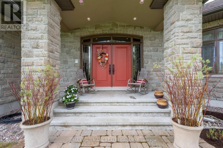28343367/6980-mansfield-road/btwn-franktown-rd-fallowfield-rd/ottawa/ontario/K2S1B8_9