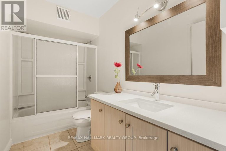 28258311/203-270-brittany-drive/viscount-alexander-park/ottawa/ontario/K1K4M3_14