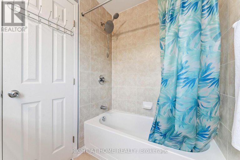 29059749/142-lokoya-street/emerald-meadowstrailwest/ottawa/ontario/K2S0J4_17