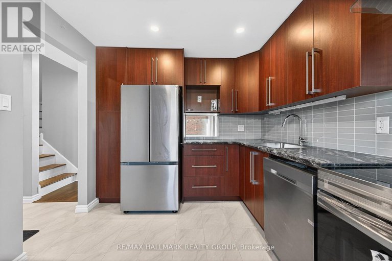 29163318/b-905-elmsmere-road/beacon-hill-south/ottawa/ontario/K1J8G4_8