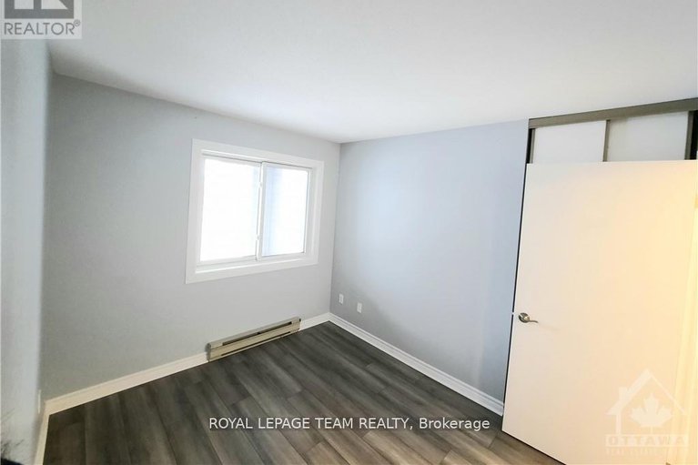 29155786/213-316-lorry-greenberg-drive/hunt-club-parkgreenboro/ottawa/ontario/K1T2P4_13