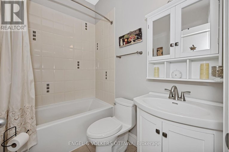 28739995/1836-whitemarsh-crescent/kanata-north-west/ottawa/ontario/K2W1B5_26