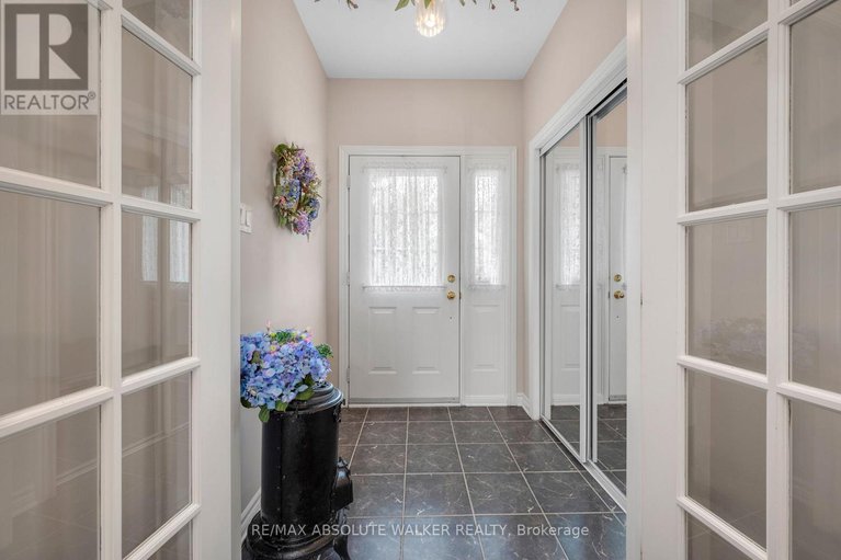 28543376/1867-springridge-drive/springridgeeast-village/ottawa/ontario/K4A4R1_4