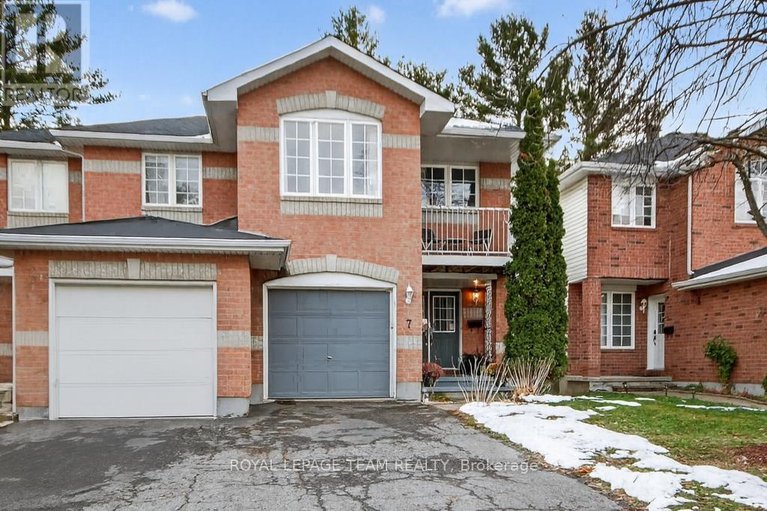 29115159/7-newcastle-avenue/morgans-grantsouth-march/ottawa/ontario/K2K2R2_1