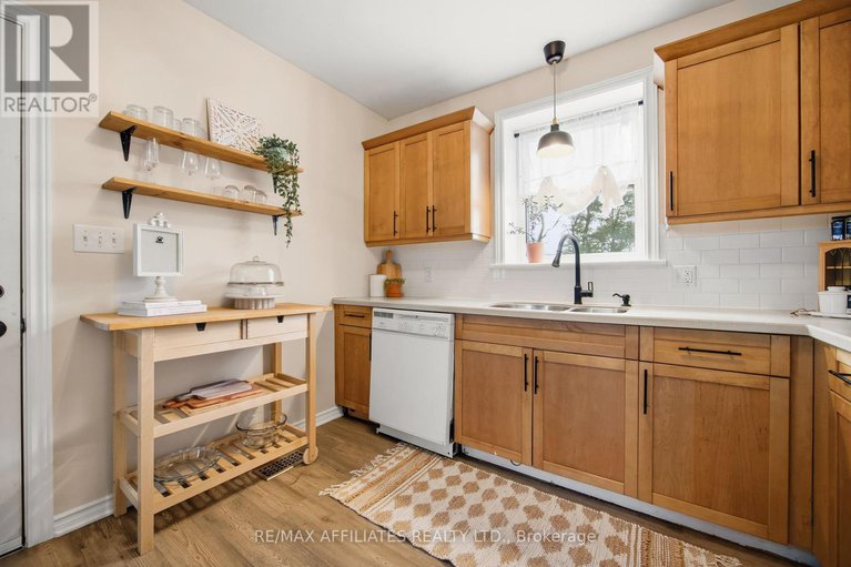 29071254/2397-drummond-con-10a-road/drummond-n-elmsley-drummond-twp/drummondnorth-elmsley/ontario/K0G1K0_9