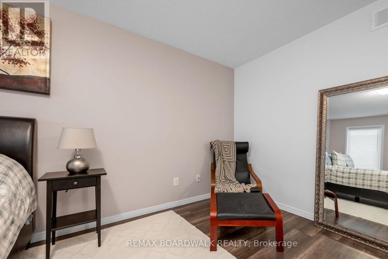 29379642/302-haliburton-heights/emerald-meadowstrailwest/ottawa/ontario/K2S1S3_36