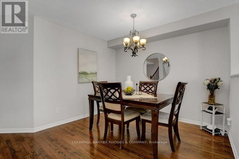 28599180/261-rolling-meadow-crescent/mer-bleuebradley-estatesanderson-park/ottawa/ontario/K1W0A8_6