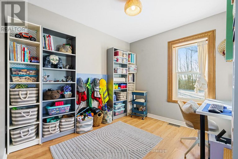 29177965/10938-church-road/north-dundas-mountain-twp/north-dundas/ontario/K0E1S0_31