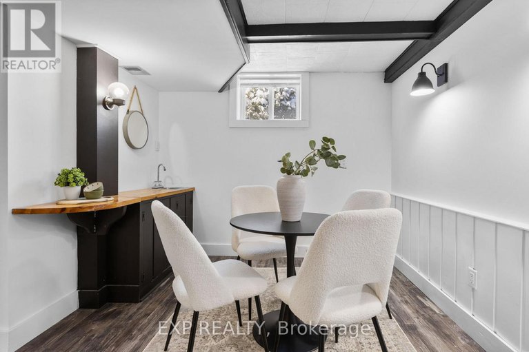 29269814/576-donald-street/overbrookcastle-heights/ottawa/ontario/K1K1L6_21