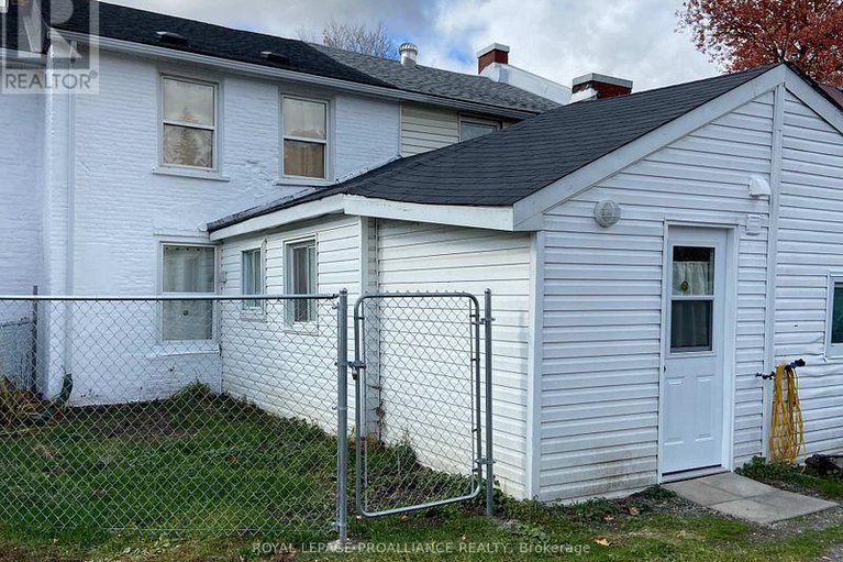 29414231/71-buell-street/brockville/brockville/ontario/K6V4Y4_23