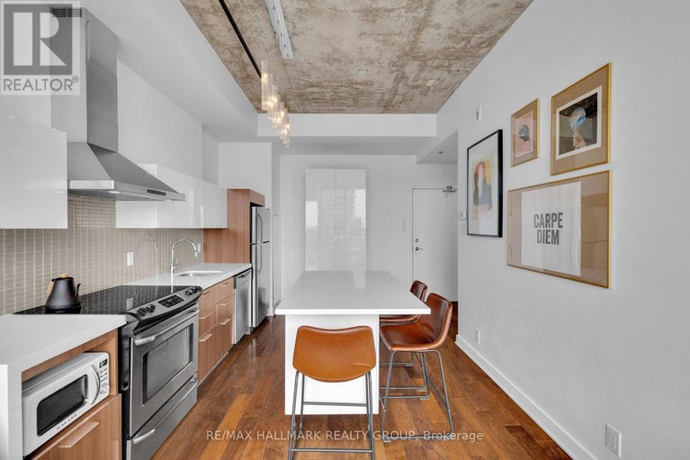 28847183/933-340-mcleod-street/ottawa-centre/ottawa/ontario/K2P1A4_14