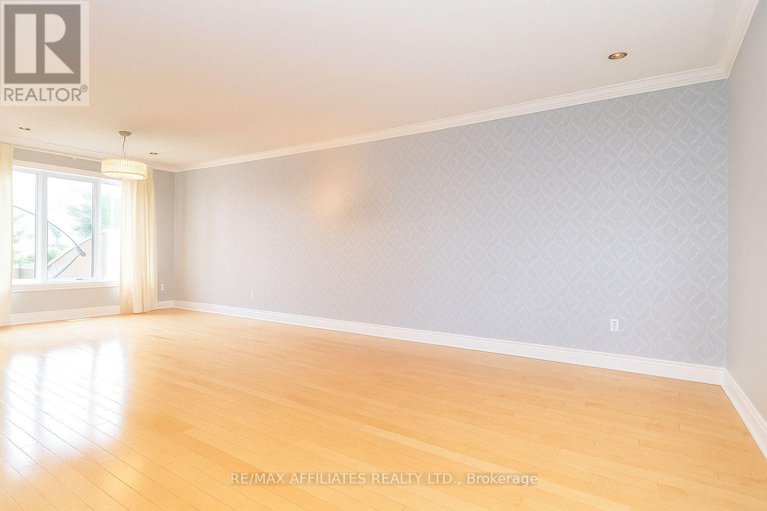 28788935/561-aquaview-drive/avalon-east/ottawa/ontario/K4A4V4_5