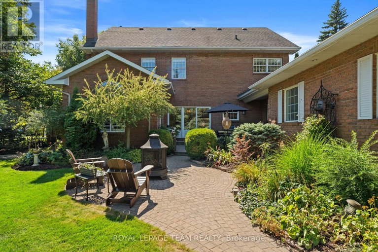 29403241/5557-pettapiece-crescent/manotick-village-manotick-estates/ottawa/ontario/K4M1C5_47