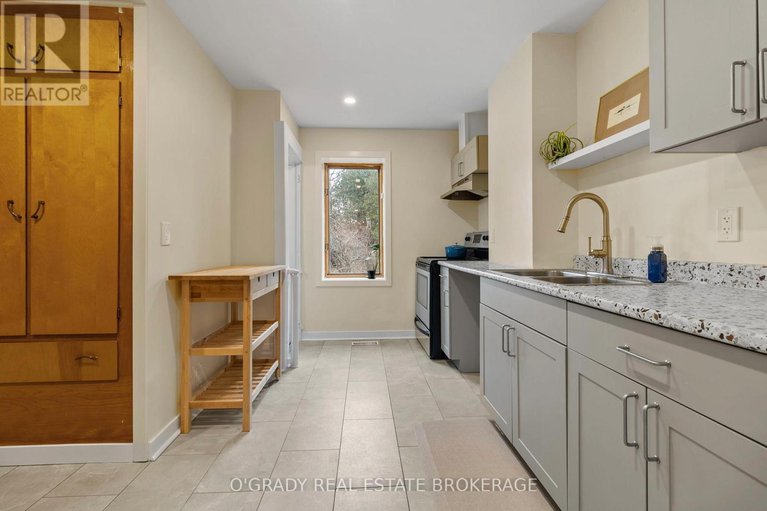 29613065/26-brouse-drive-e/iroquois/south-dundas/ontario/K0E1K0_24