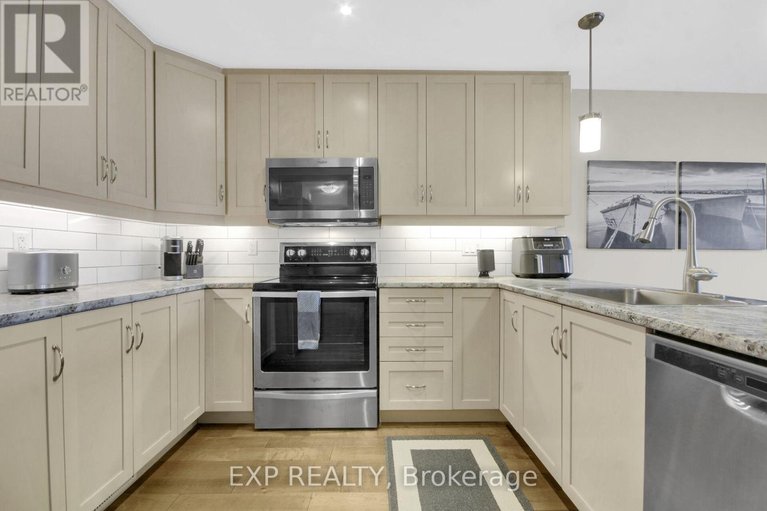 29685319/374-honeyborne-street/mississippi-mills-ramsay-twp/mississippi-mills/ontario/K0A1A0_7