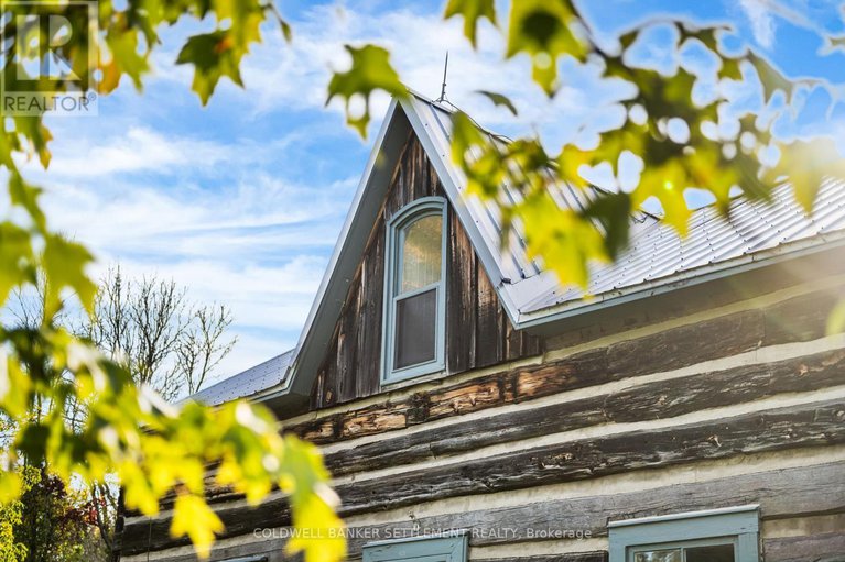 28828935/1332-ferguson-falls-road/drummond-n-elmsley-drummond-twp/drummondnorth-elmsley/ontario/K0G1K0_5