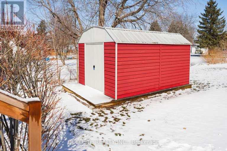 29524122/15-marlborough-street/maxville/north-glengarry/ontario/K0C1T0_30